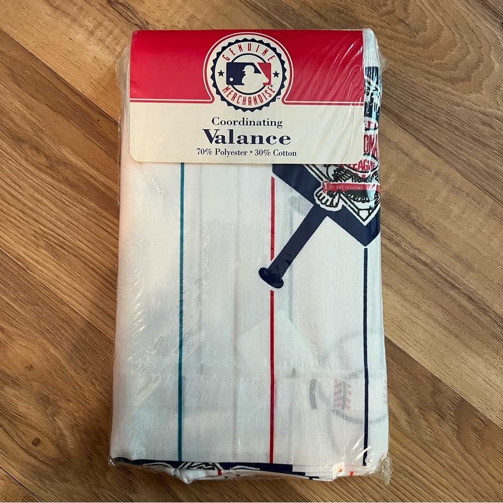 Major League Baseball Coordinating Valance Curtain 84x15 New in Package